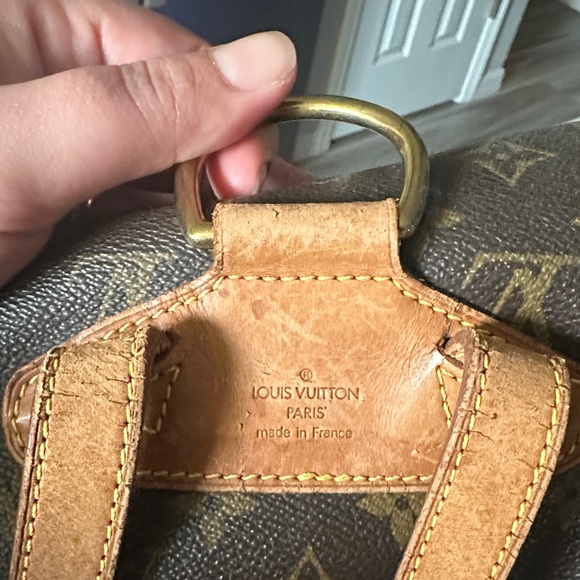 Louis Vuitton Backpack - Picture 3 of 16